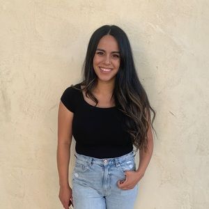 Meet your Posher, Lori